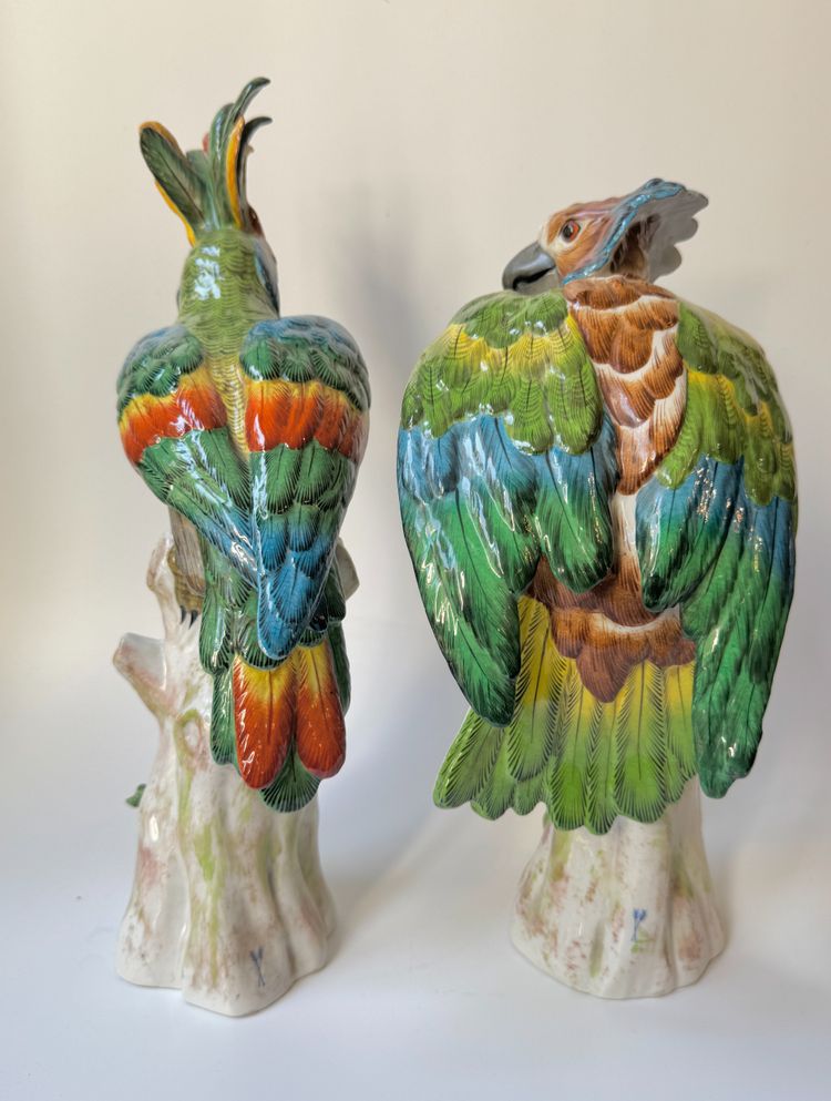Pair of perched parrots in Paris porcelain (Bourdois & Bloch) H36