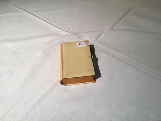 Livre à Couverture En Ivoire, 1885.