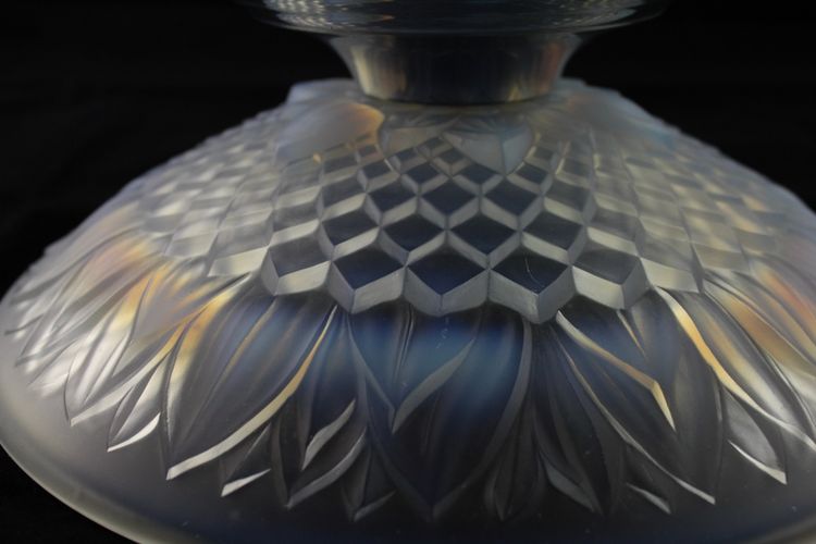 Opalescent glass bowl on chrome-plated metal pedestal circa 1930