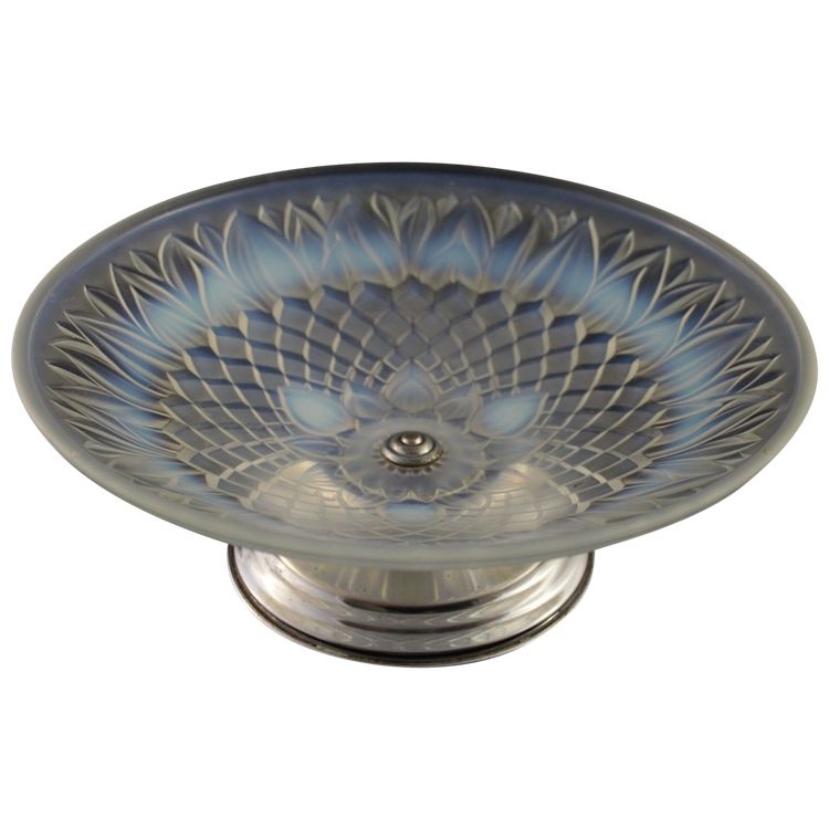 Opalescent glass bowl on chrome-plated metal pedestal circa 1930