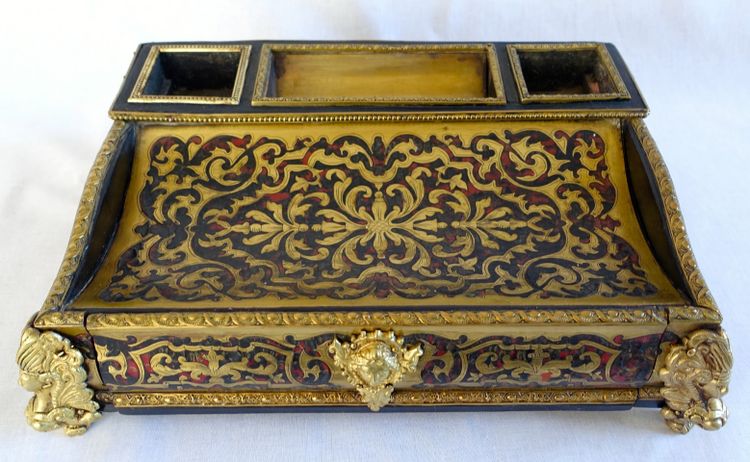 Large Napoleon III inkwell in the Louis XIV style, Boulle marquetry desk set