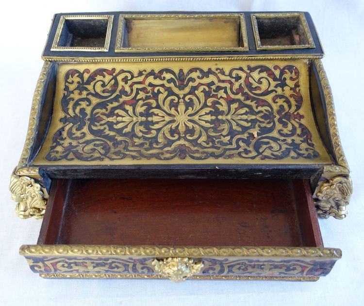Large Napoleon III inkwell in the Louis XIV style, Boulle marquetry desk set