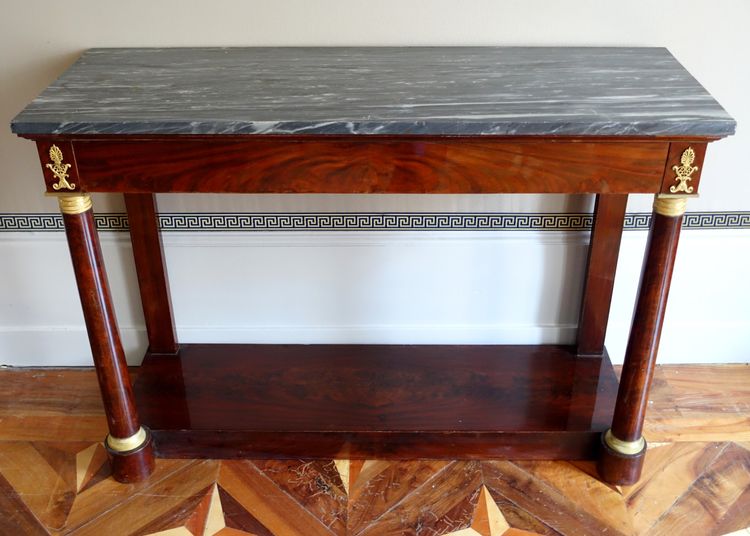 Grande consolle di epoca Impero in mogano, bronzo dorato e marmo blu Turchino - 129 cm
