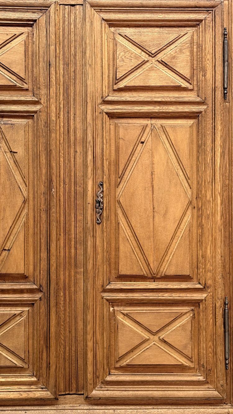 Armadio in Rovere 1700