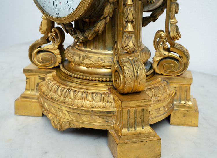 Antique Napoleon III gilt bronze clock. 19th century.