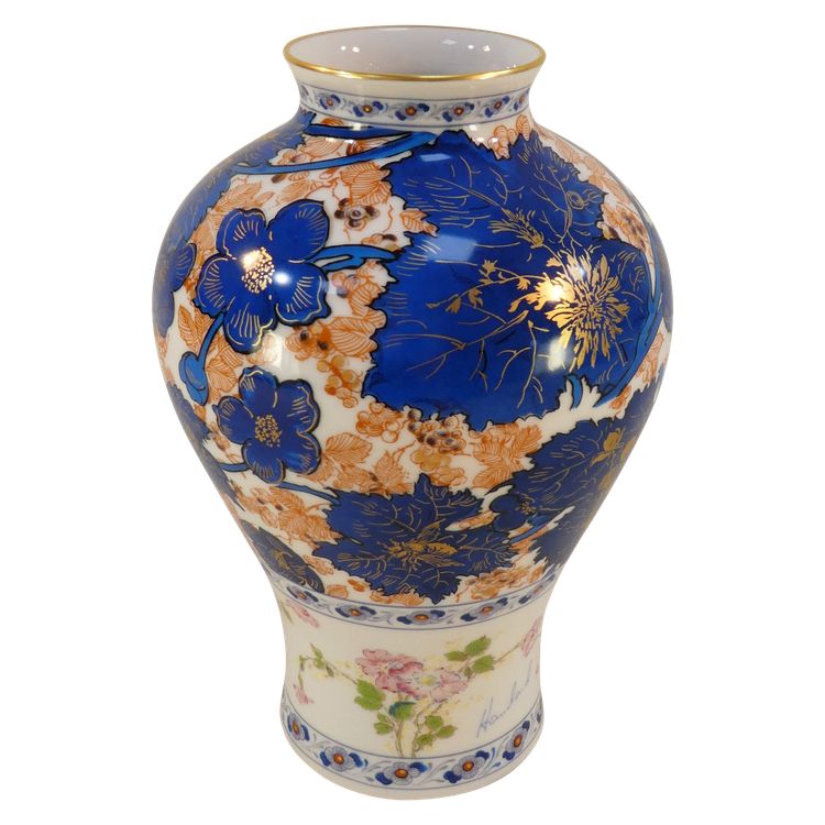 HAVILAND Vase in LIMOGES porcelain model DAMMOUSE