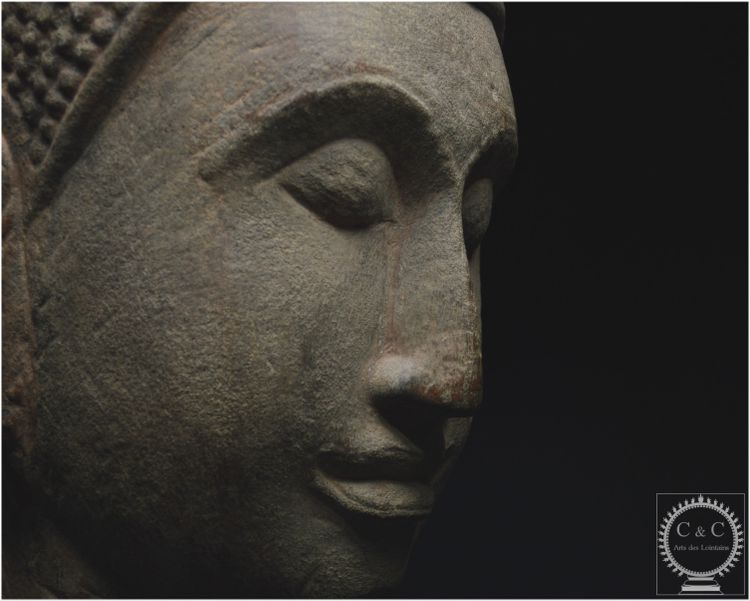 Ex Regno del Siam, scuola di Ayutthaya, XV-XVI secolo, Grande testa di Buddha in pietra
