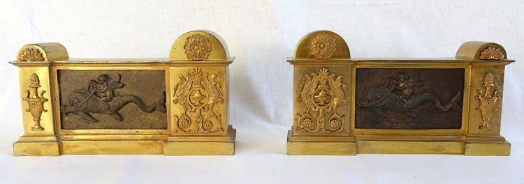 Paire de chenets, feux en bronze doré, époque Empire Restauration