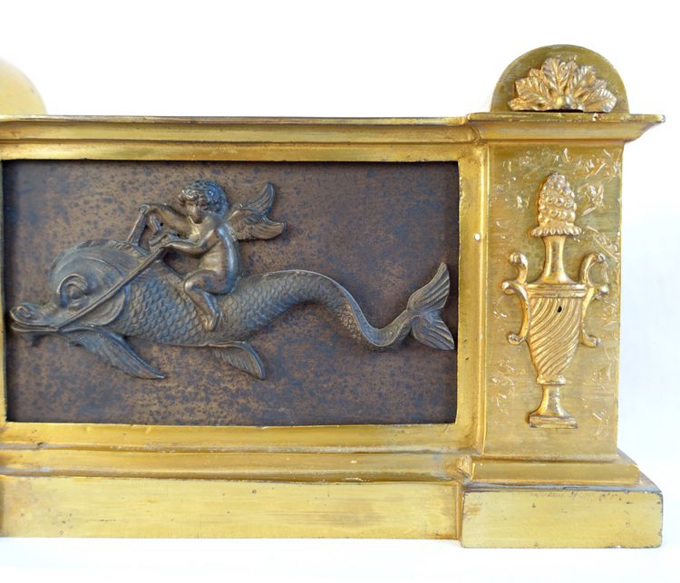 Paire de chenets, feux en bronze doré, époque Empire Restauration