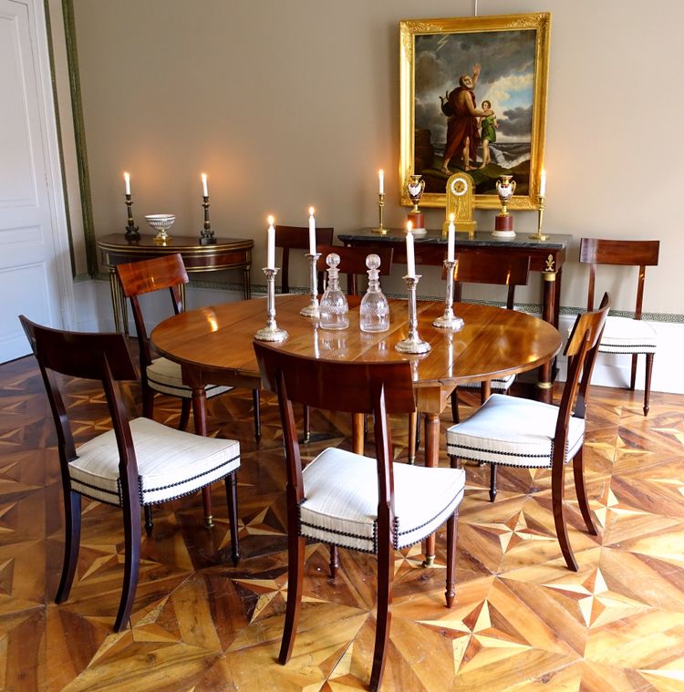Mahogany half-moon game table / dining table, Louis XVI Directoire period - late 18th century
