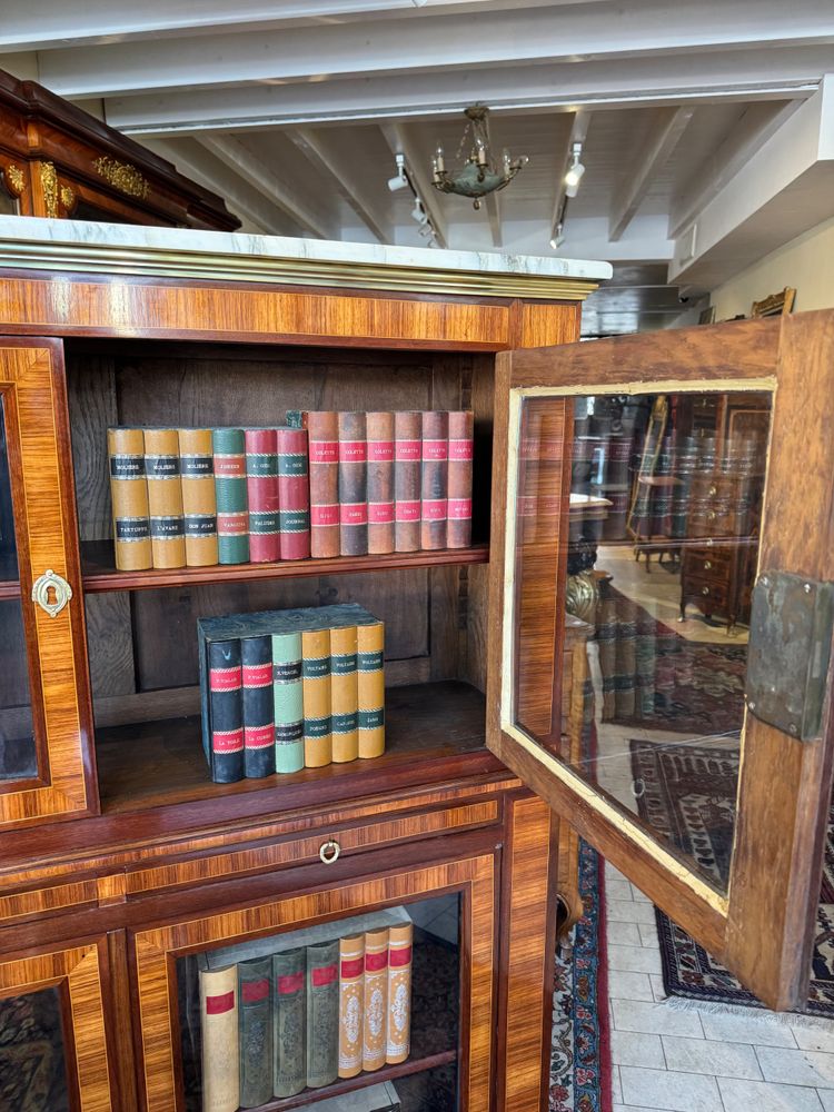 Libreria intarsiata Luigi XVI XIX secolo