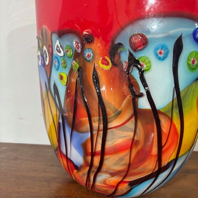 Stunning Murano glass vase incamiciata processing and in Murrine Millefiori . 70's Big