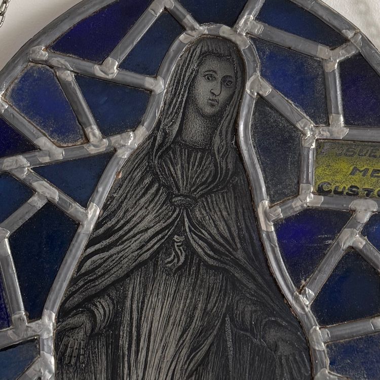 Stained glass Virgin Mary 19th century Posuerunt me custodem