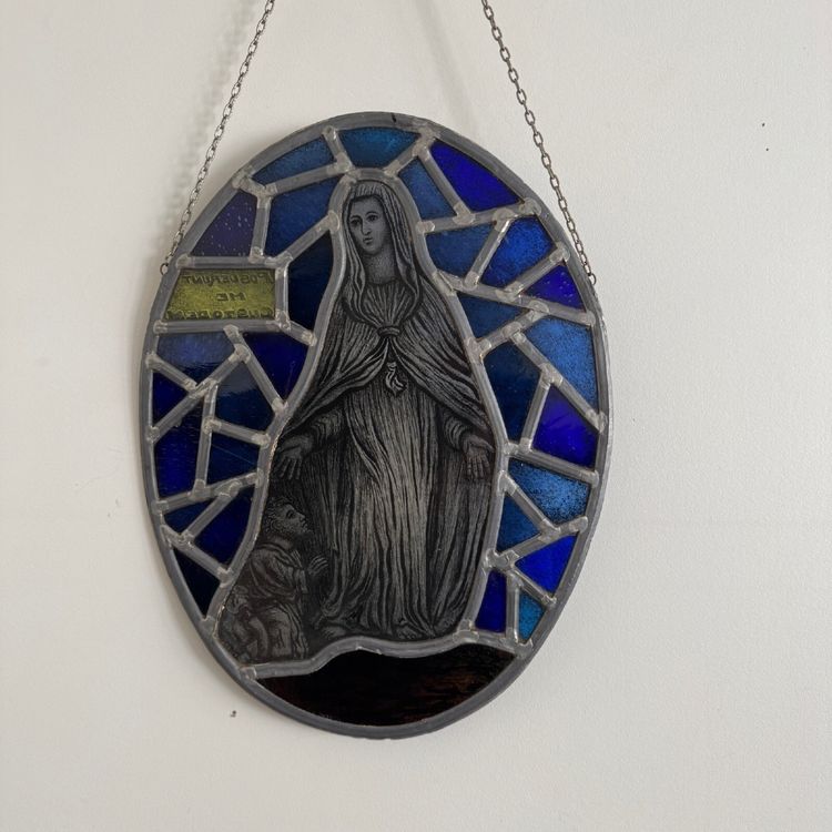 Stained glass Virgin Mary 19th century Posuerunt me custodem
