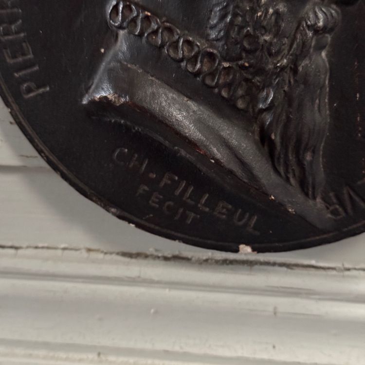Tondo medallion by Charles Filleul Pierre Belon naturalist 20th century
