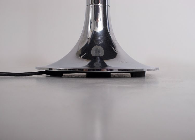Space Age chrome tulip floor lamp.