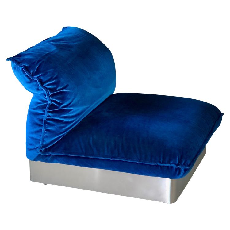 Chauffeuse en inox et tissu velours bleu roy dans le style de François Monnet, France années 70