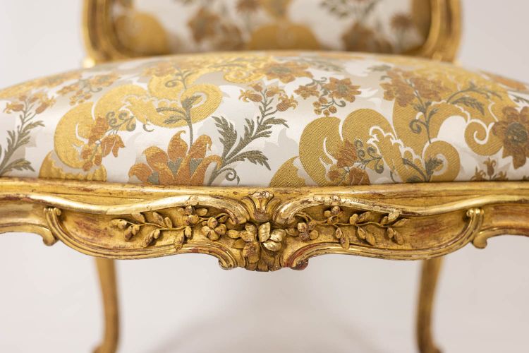 Fauteuil de style Louis XV, avec son dossier à la reine. Époque 1900-1950. LS5602435?M