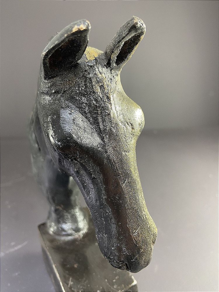 France, Ravissant Bronze Figurant Une Tête De Cheval, 1970.