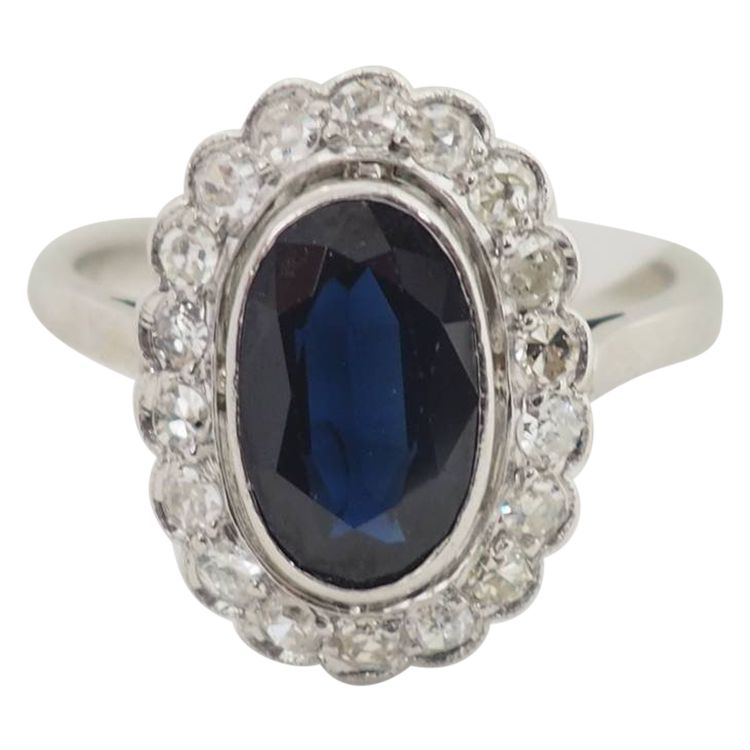 Bague Pompadour en or blanc, saphir et diamants