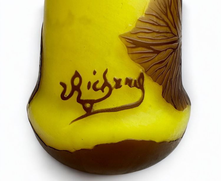 Richard - Vase mit Blumendekor