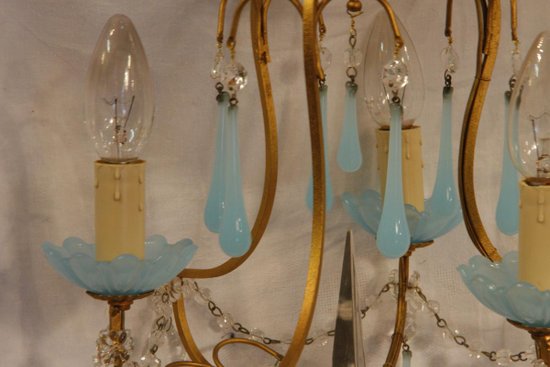 Kronleuchter mit blauen Papillen aus Glas und Opalglas, 20. Jahrhundert