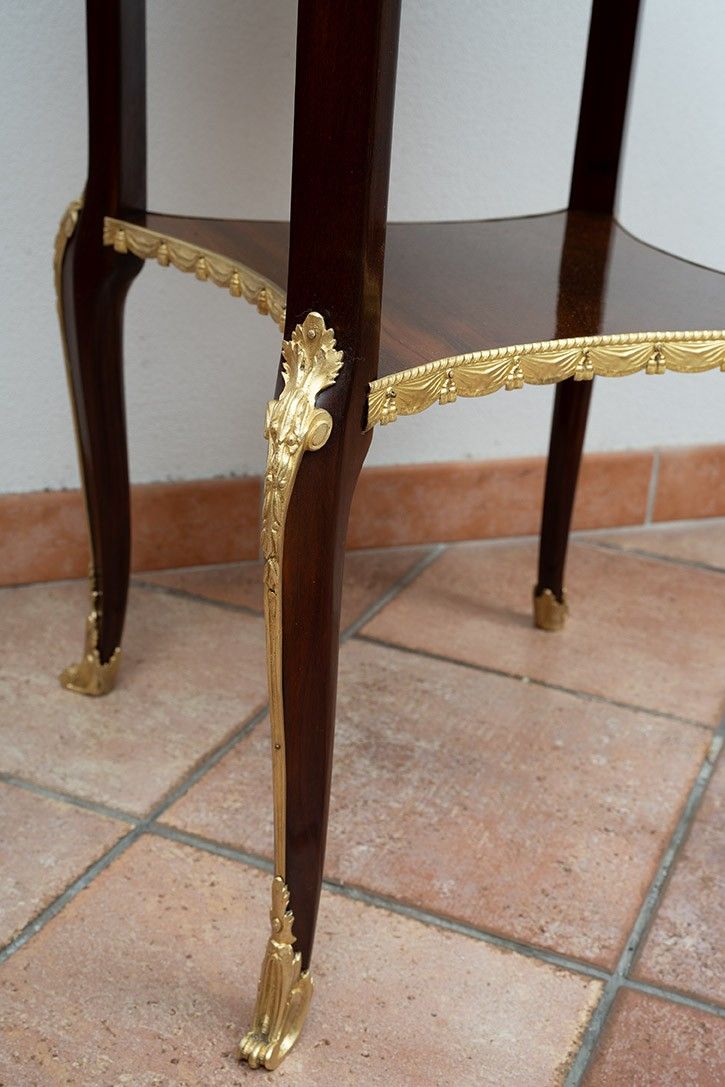 Table ancienne Napoléon III, France, XIXe siècle.