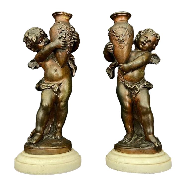 Pair of patinated bronze figures - Winged putti with amphorae, signed Aug. Moreau, circa 1900