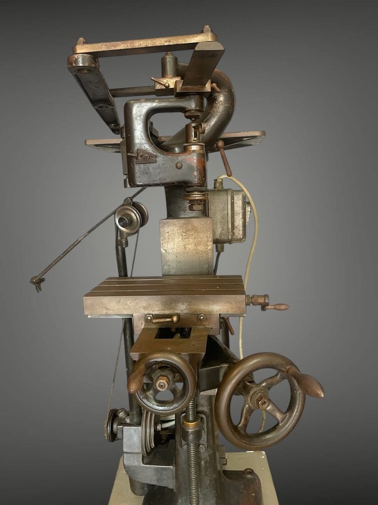 Macchina industriale a pantografo Friedrich Decker Circa 1925