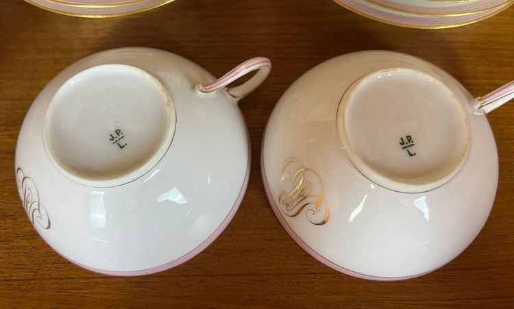 Service en porcelaine ancienne – J.P. L. Limoges – vers 1910–1930 – Monogrammé à l’or