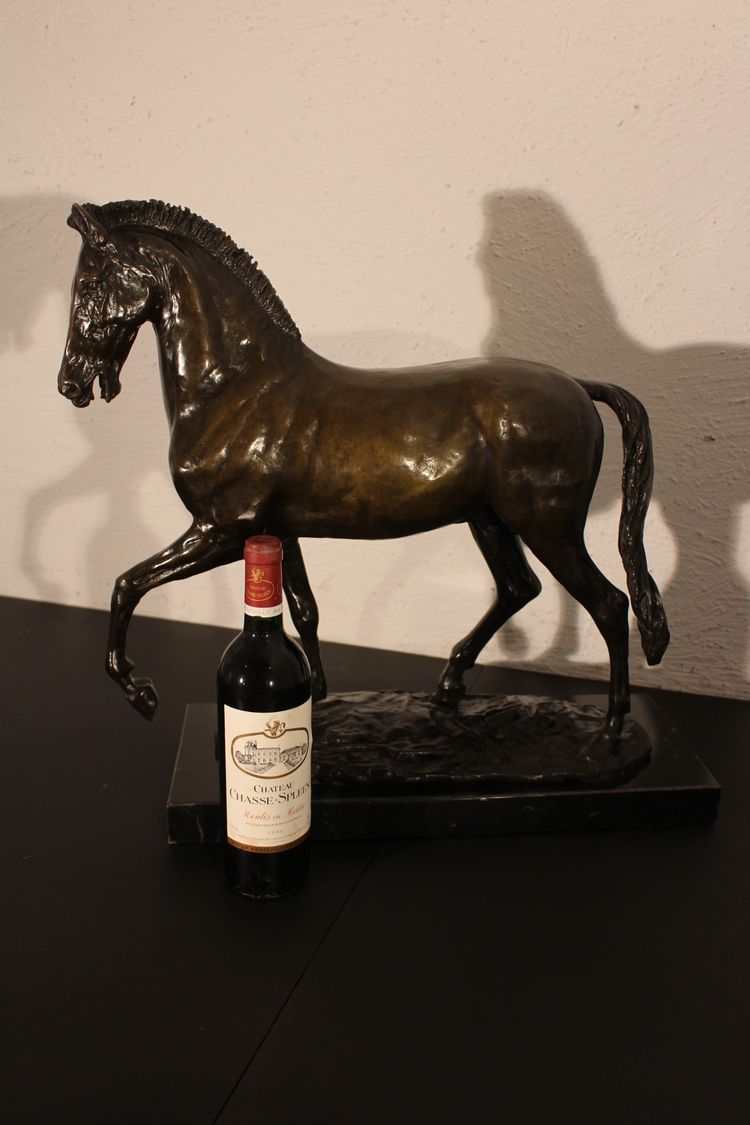  Cavallo di bronzo del XIX secolo