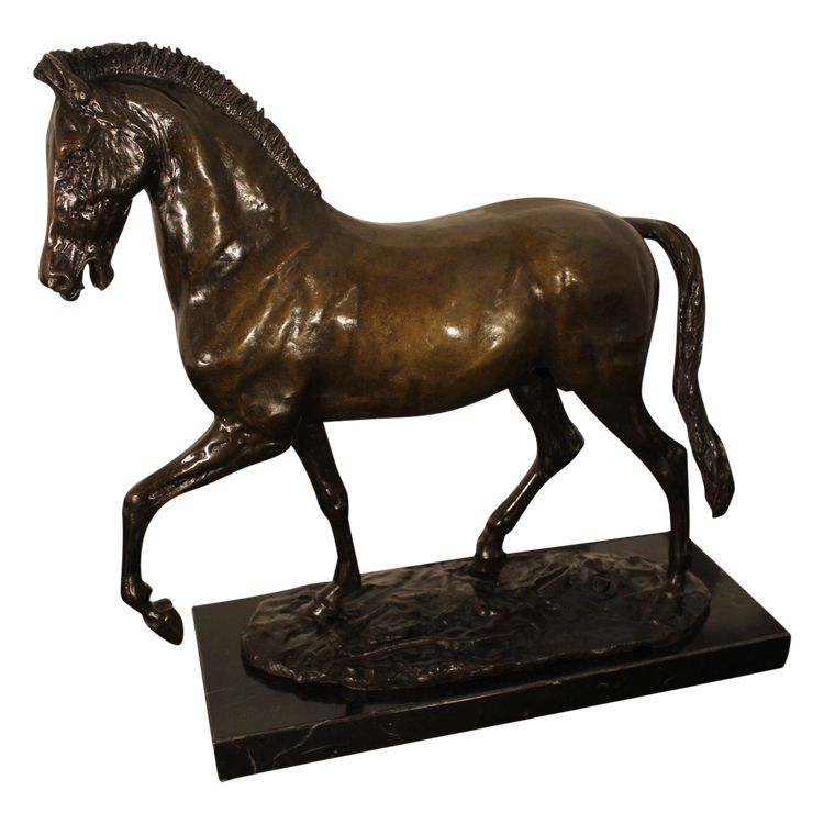  Cavallo di bronzo del XIX secolo