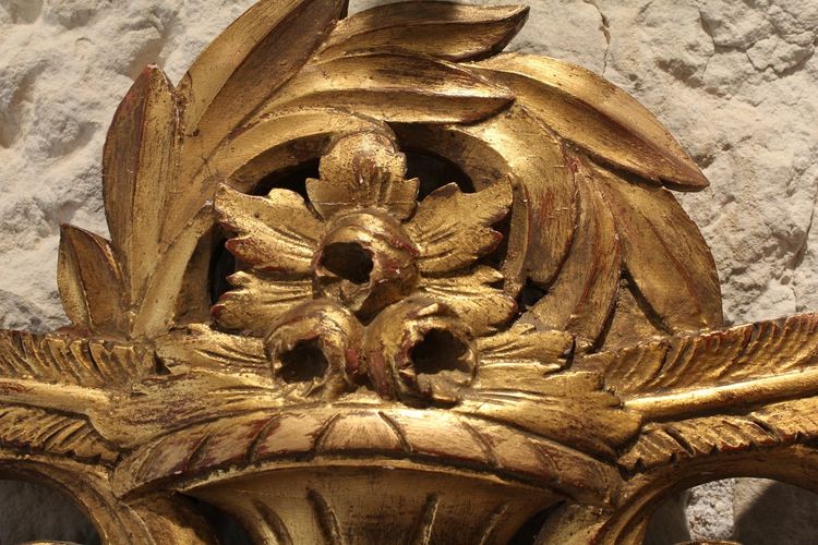 Miroir à fronton en bois doré style Louis XVI 19ème siècle