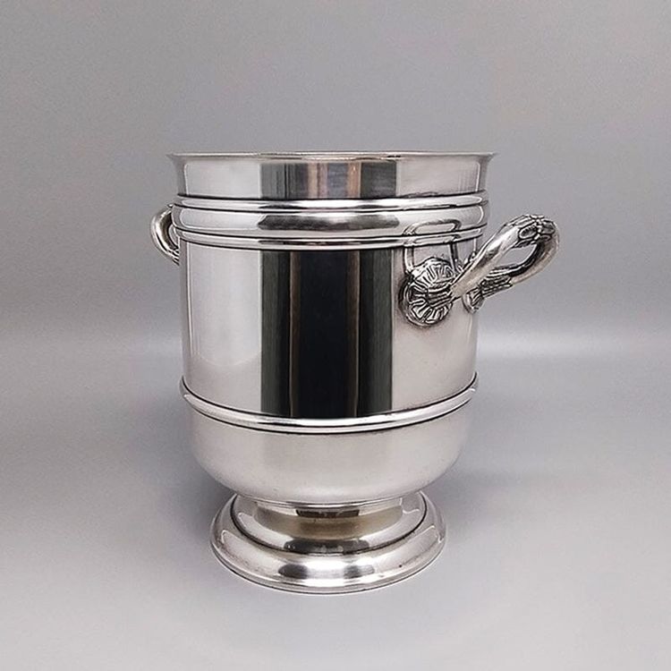 1950 Splendido secchiello per champagne o ghiaccio di Christofle in argento placcato. Prodotto in Francia