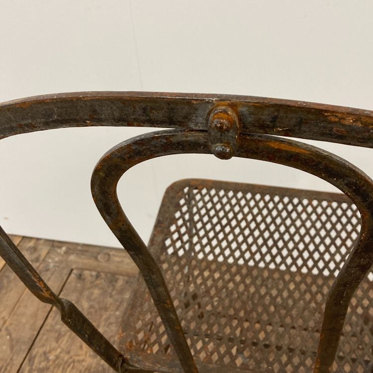 Set of 8 wrought-iron chairs