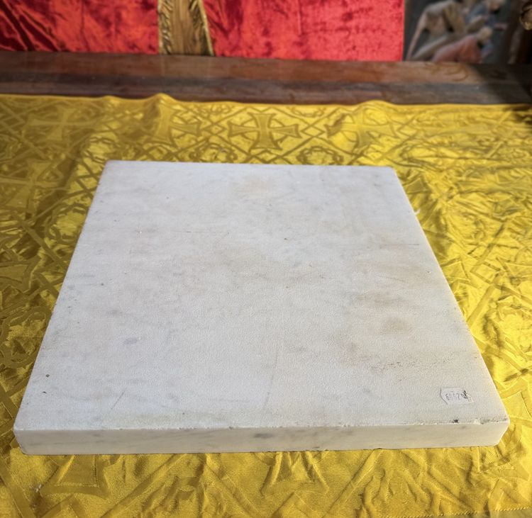 Marble altar stone and relic