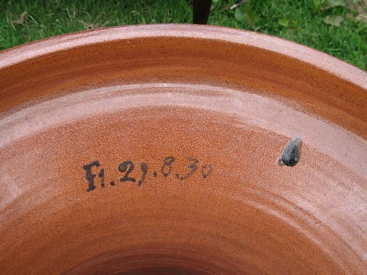  Paire de très rares et impressionnantes jardinières Art déco en grès cérame, tables d'appoint suppr