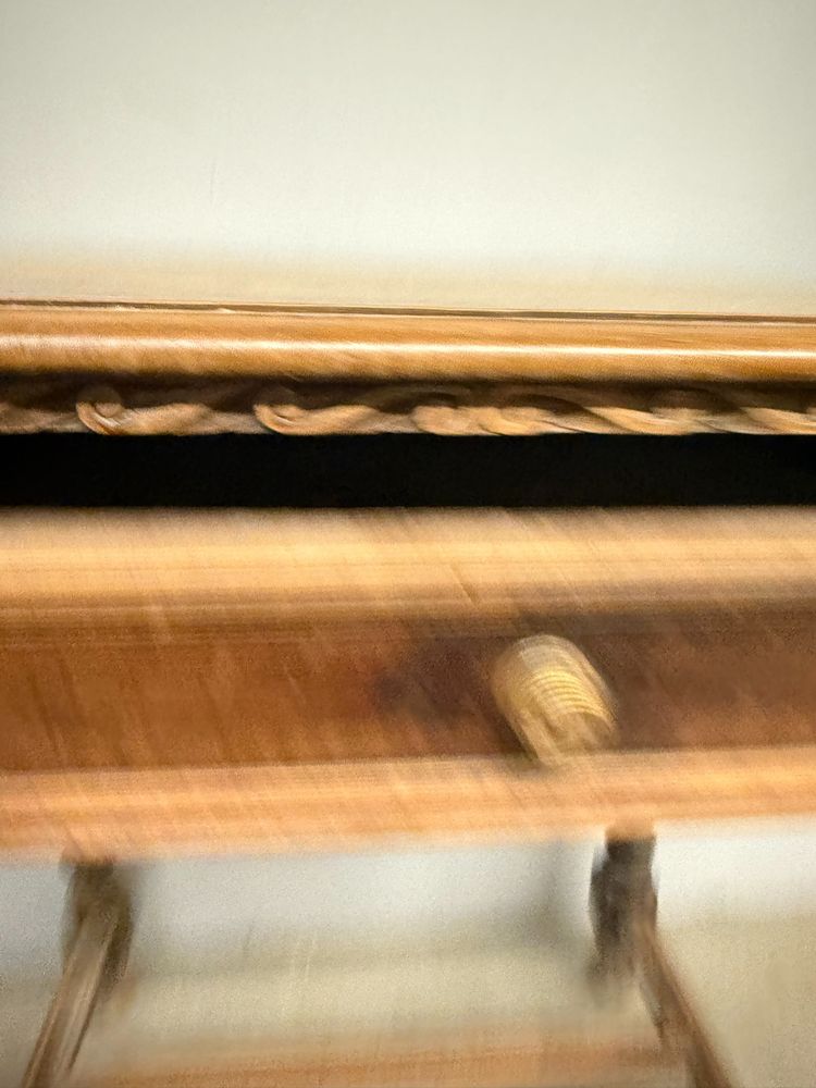 Table à écrire ancienne du 19ème siècle, en noyer massif, 75x80x50 cm