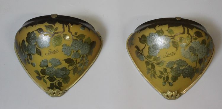 Pair of Gallé Tip sconces decorated with flowers and leaves