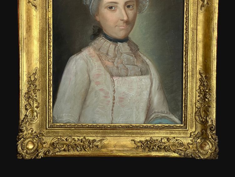 PASTEL SPÄTES XVIII. UNTER GLAS / FRANZÖSISCHE SCHULE /PORTRAIT EINER FRAU GUT GESTALTET