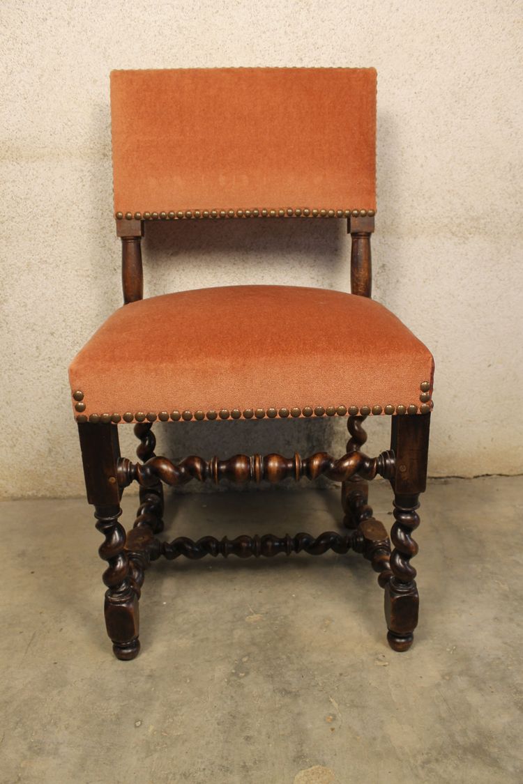 Suite of 7 walnut chairs in the Louis XIII style, 19th century