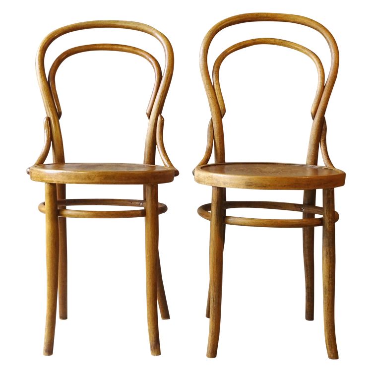 Set aus 2 Bistrostühlen mit Holzsitz , um 1925, no Thonet