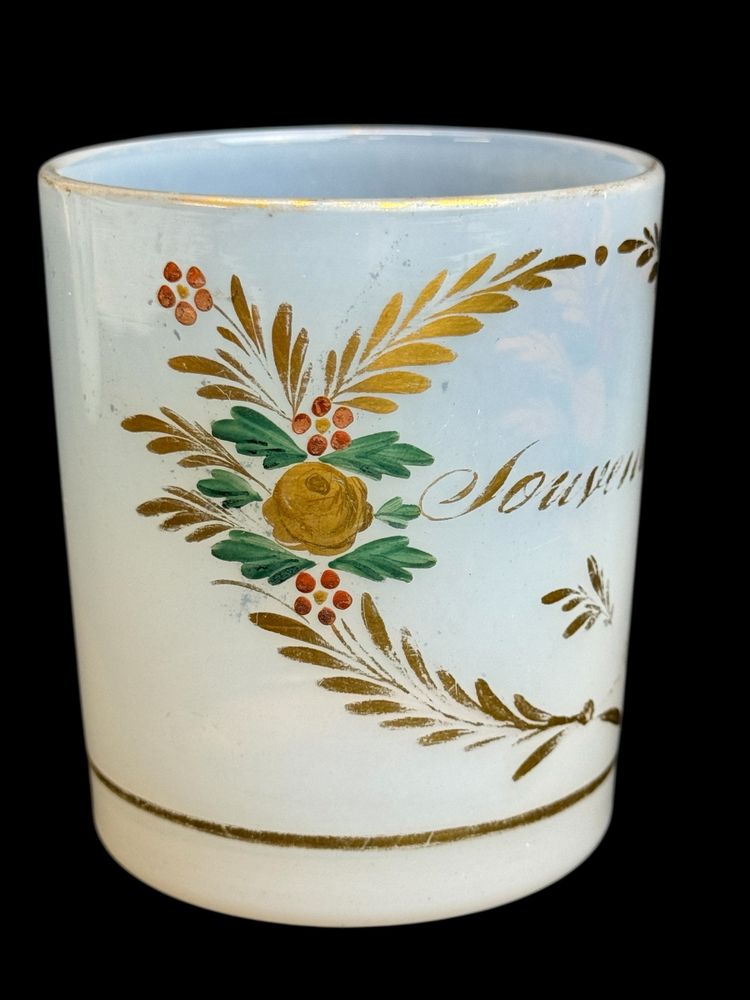Jean-Baptiste Desvignes, Becher Aus Opalinum "Souvenir".