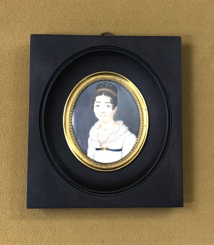 Alte gerahmte Miniatur aus der EMPIRE-Zeit Porträt einer jungen Frau mit Diadem XIX.