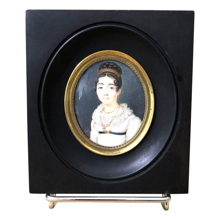 Alte gerahmte Miniatur aus der EMPIRE-Zeit Porträt einer jungen Frau mit Diadem XIX.