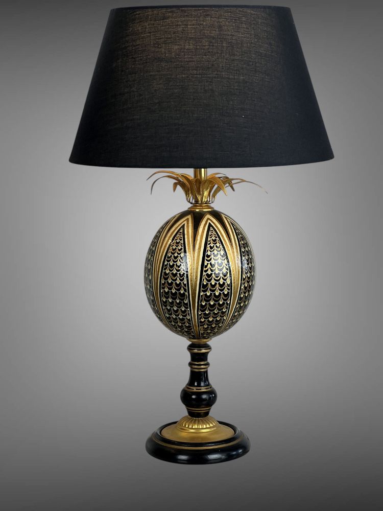 MAISON CHARLES ( im Geschmack von ) PAIRE DE LAMPES EN LAITON ET OEUF D'AUSTRUCHE