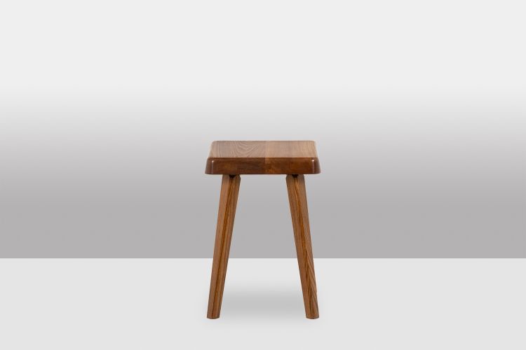 Pierre Chapo. Pair of stools in natural blond elm. Circa 1970. LS6494509P