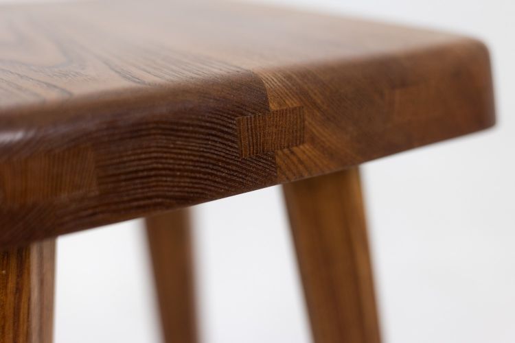 Pierre Chapo. Pair of stools in natural blond elm. Circa 1970. LS6494509P