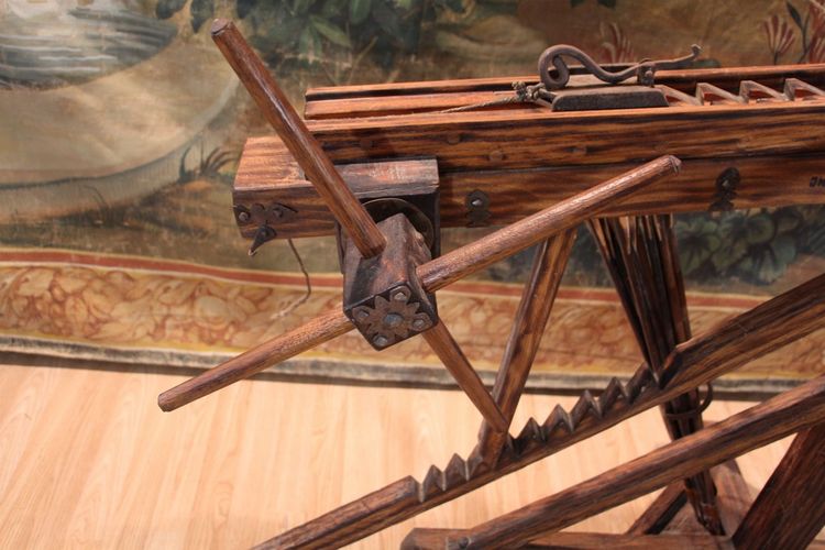 Ballista a cremagliera in legno con frecce