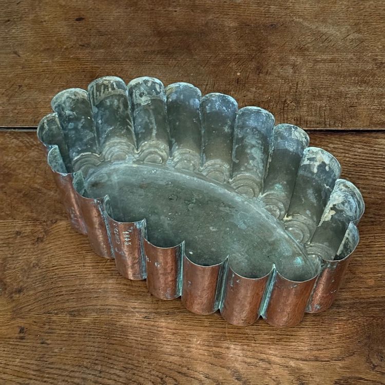 Moule à gâteau de grande taille en cuivre Saint-Cloud 1845